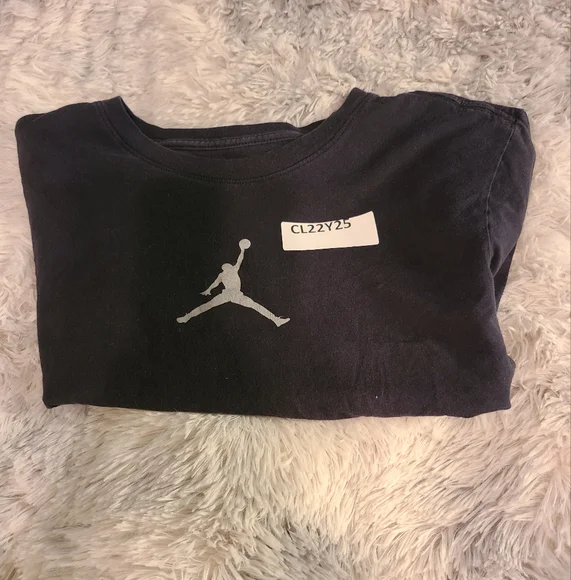 Jordan Black T-Shirt - Picture 10 of 10